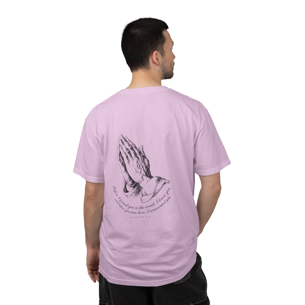 Praying Hands Graphic T-Shirt – Spiritual Vintage Prayer Tee