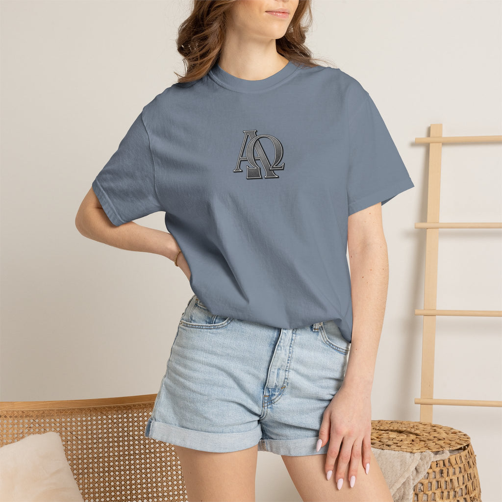 Christian "Set Your Minds" Graphic T-Shirt — Colossians 3:2 Bible Verse Tee