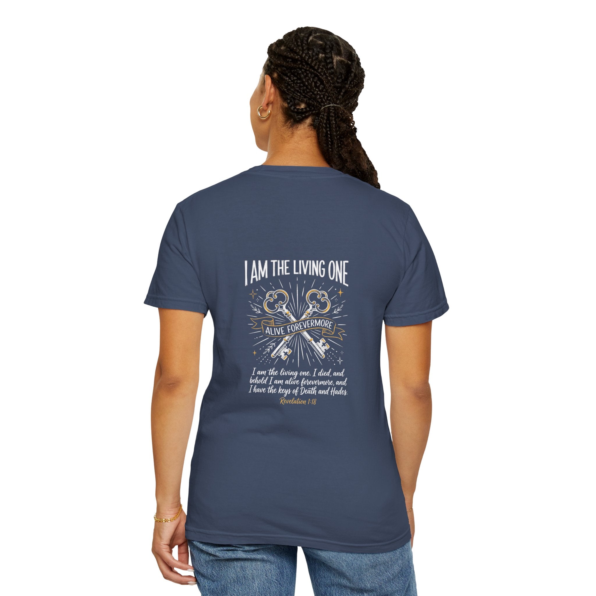 Christian Cross T-Shirt — “I Am the Living One” Scripture Back Graphic