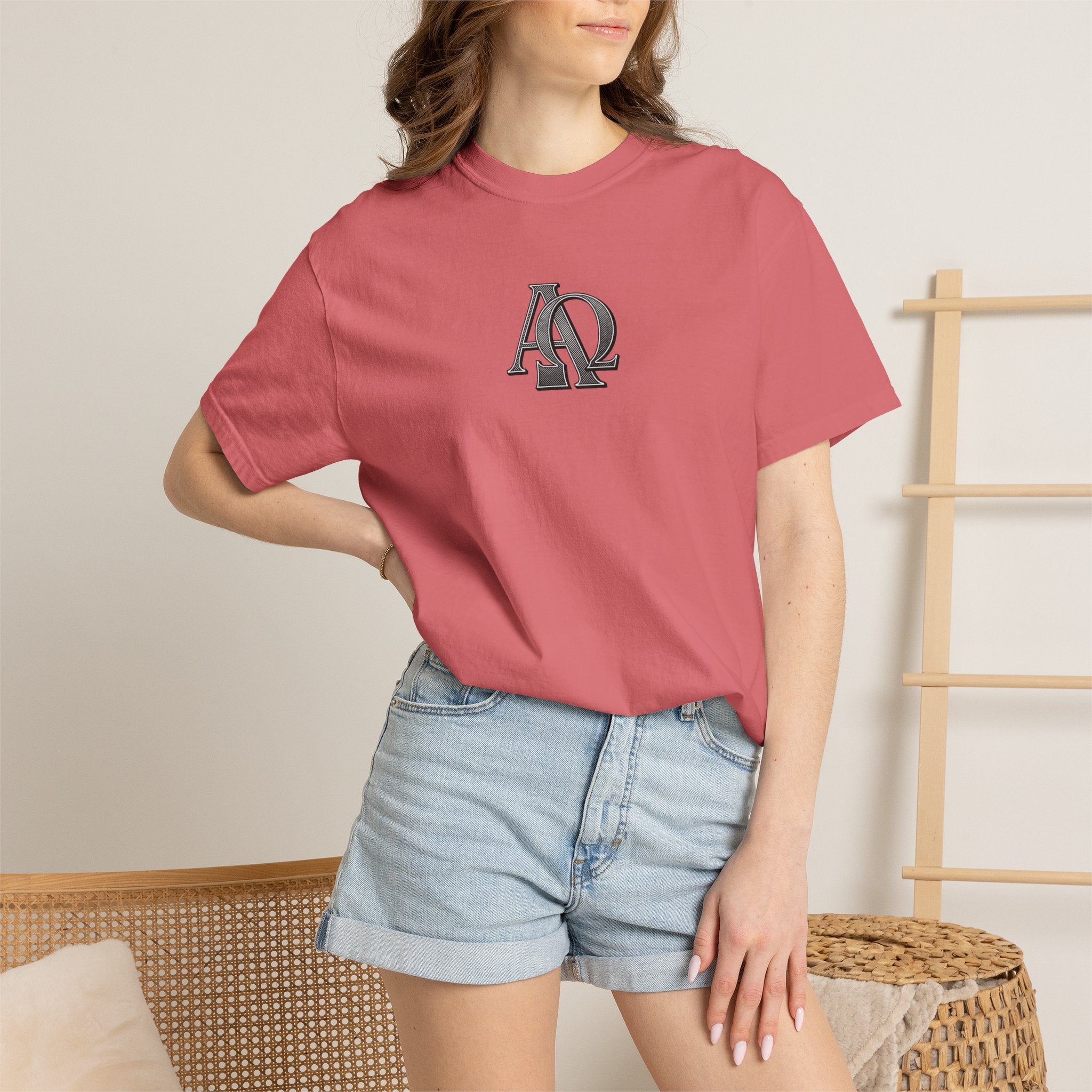 Christian "Set Your Minds" Graphic T-Shirt — Colossians 3:2 Bible Verse Tee