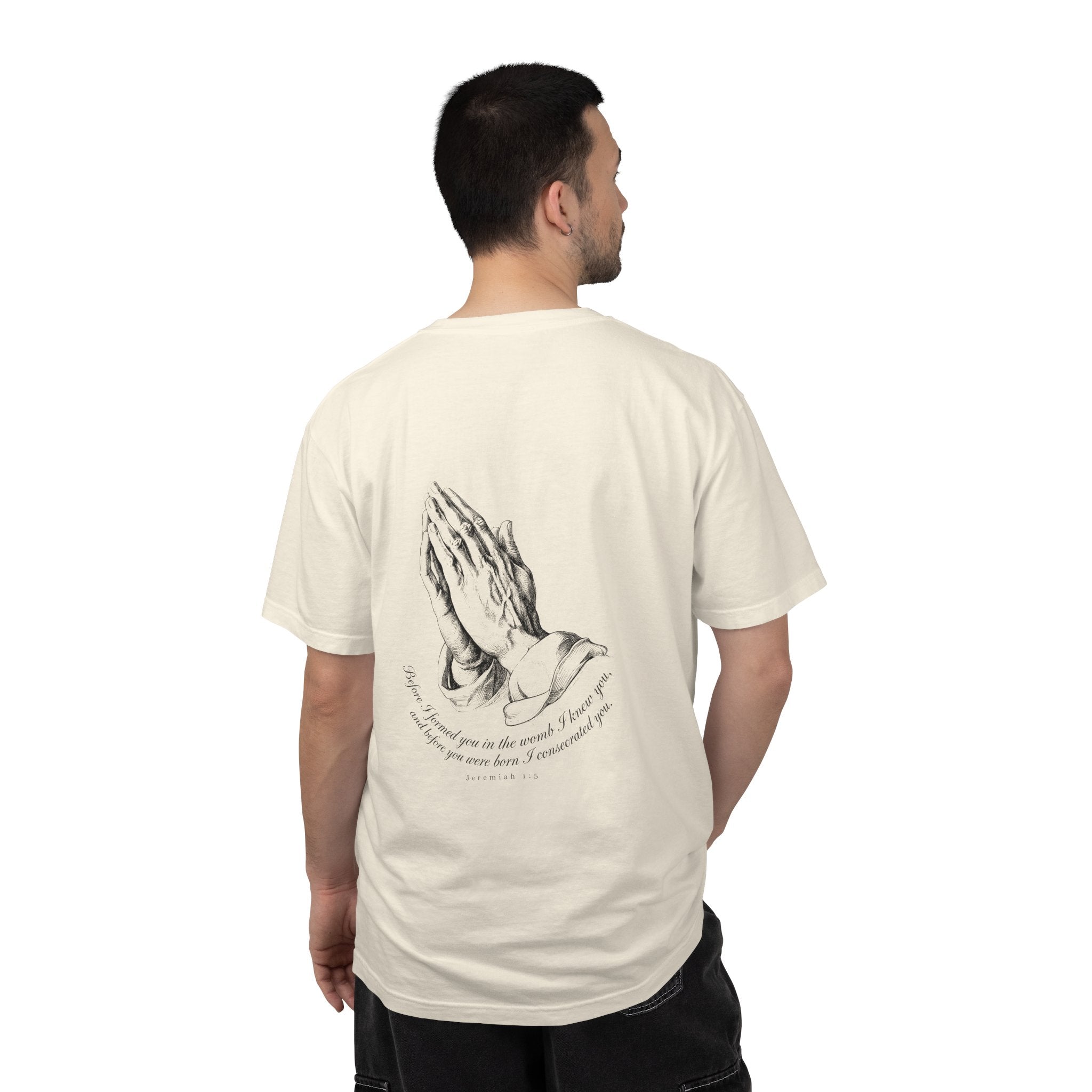 Praying Hands Graphic T-Shirt – Spiritual Vintage Prayer Tee
