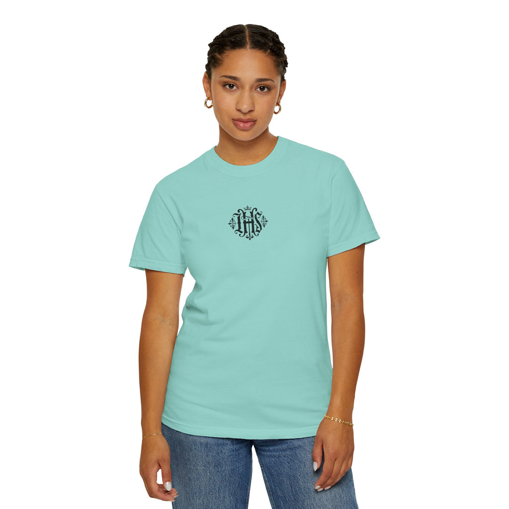 Praying Hands Graphic T-Shirt – Spiritual Vintage Prayer Tee