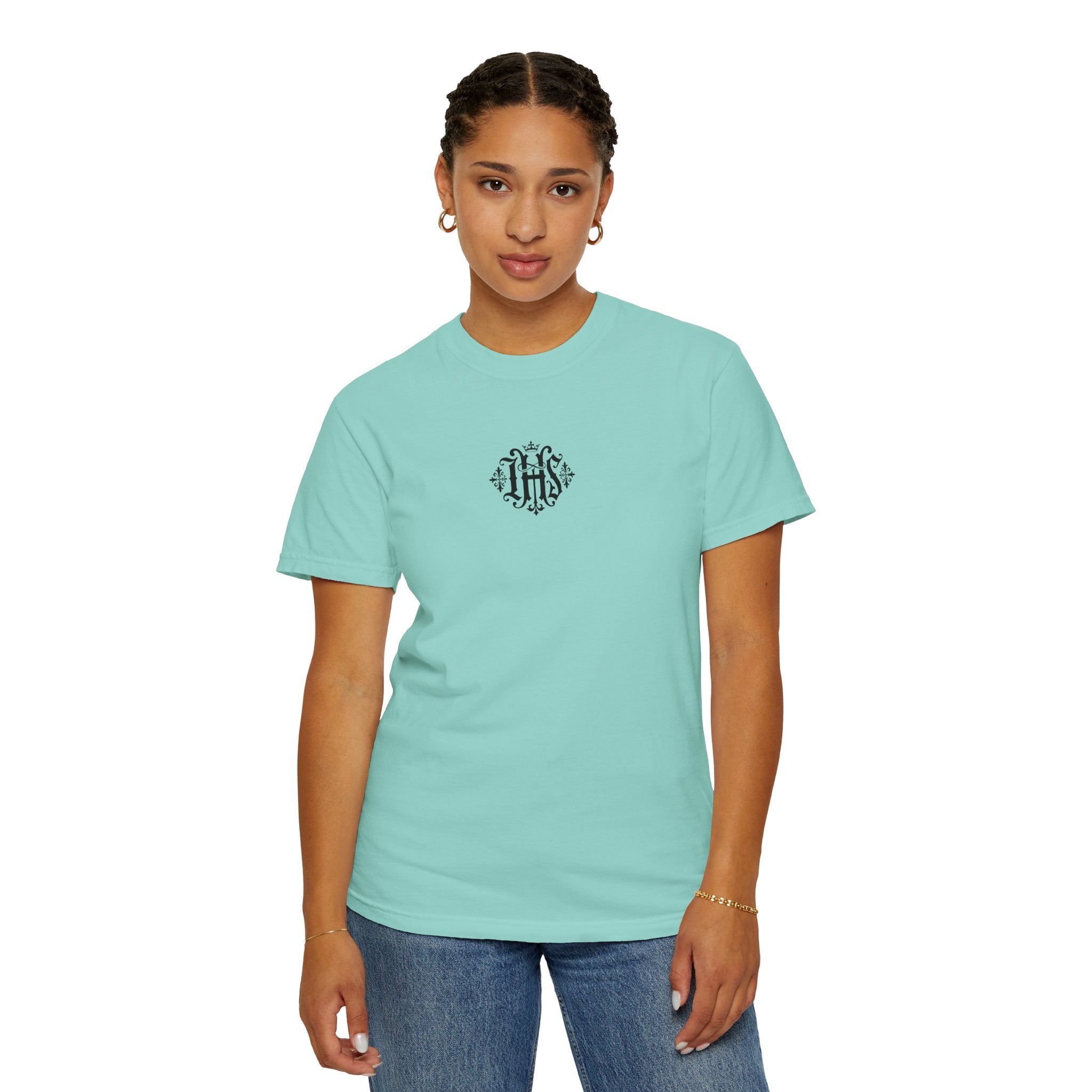 Praying Hands Graphic T-Shirt – Spiritual Vintage Prayer Tee